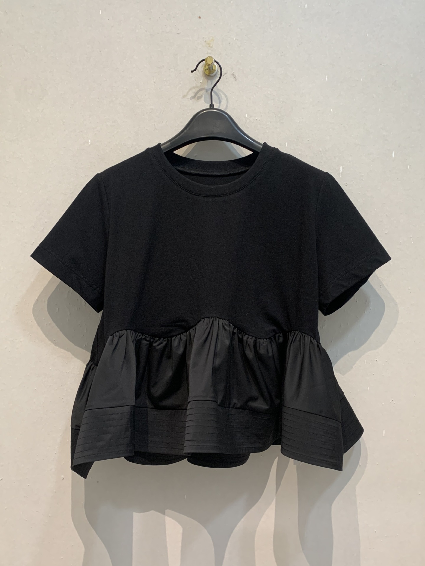 machatt マチャット ボリュームペプラムT Tシャツブラック machatt マチャット ボリュームペプラムT Tシャツブラック レディース