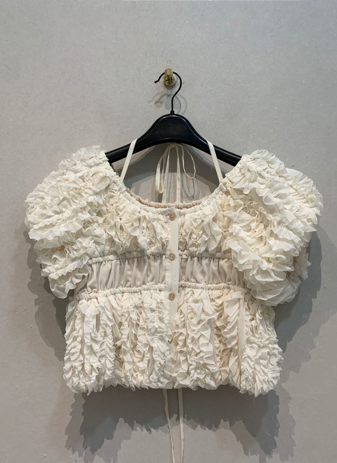 CLANE W FACE TOPSTITCHED FRILL TOPS