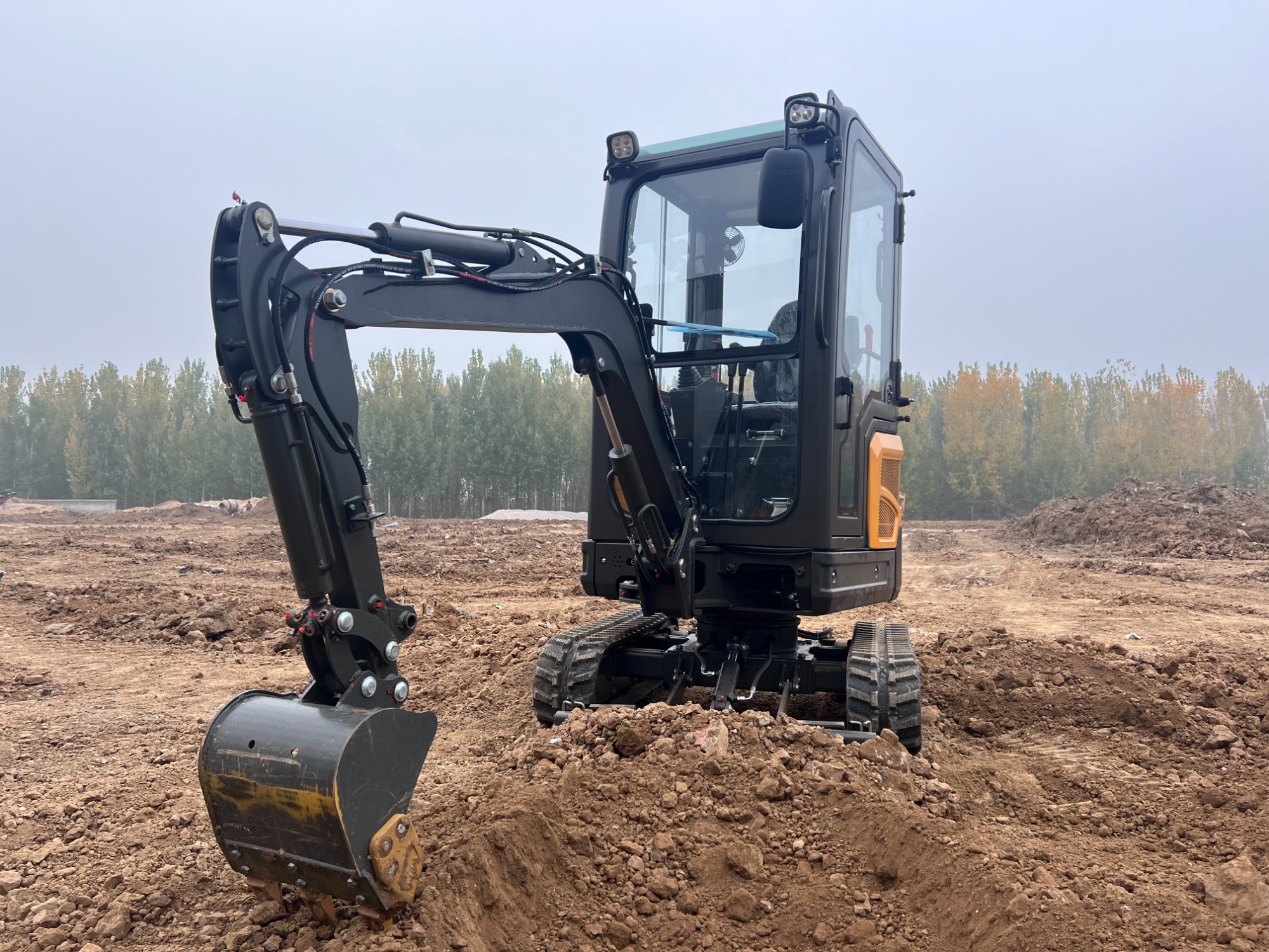 How to choose wheel excavator and crawler excavator？