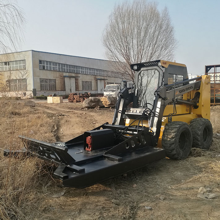 The Key Differences Between a Skid Steer and Track Loader