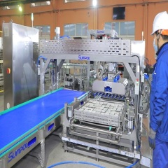 Automated Retort Pouch Unloader