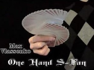 One Hand S-Fan by Max Vlassenko