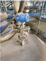 Material level switch