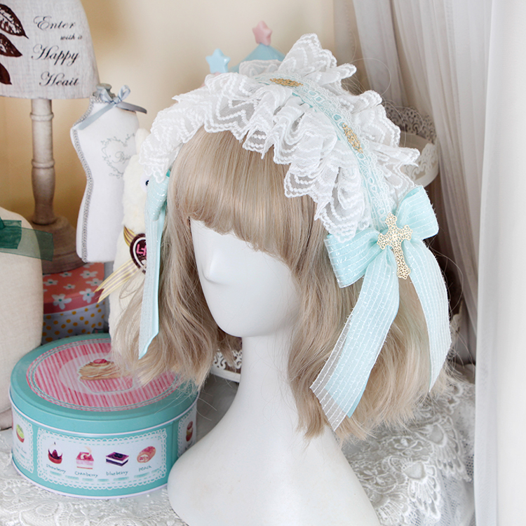 Light Bluish Green