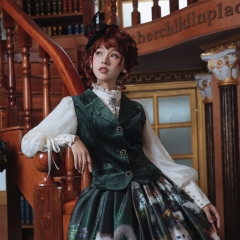 Miss Point -The Portrait of the Cats- Vintage Classic Lolita Vest