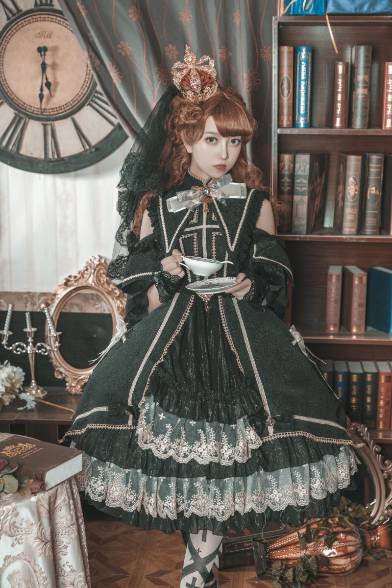 KD Duck Lolita -The Rose Cross- Gothic Lolita Accessories KD Duck Lolita -The Rose Cross- Gothic Lolita Accessories