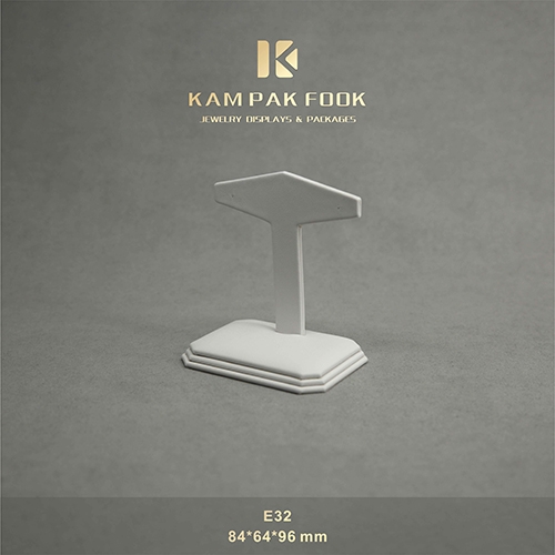 E32 Earring Stand