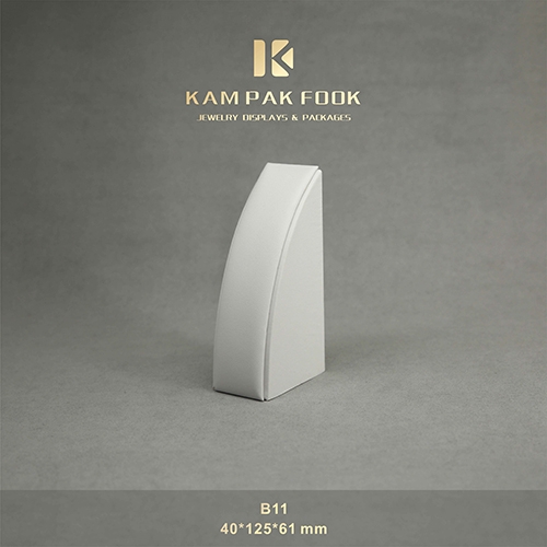 B11 Bracelet Stand