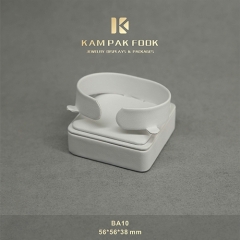 BA10  Bangle Stand