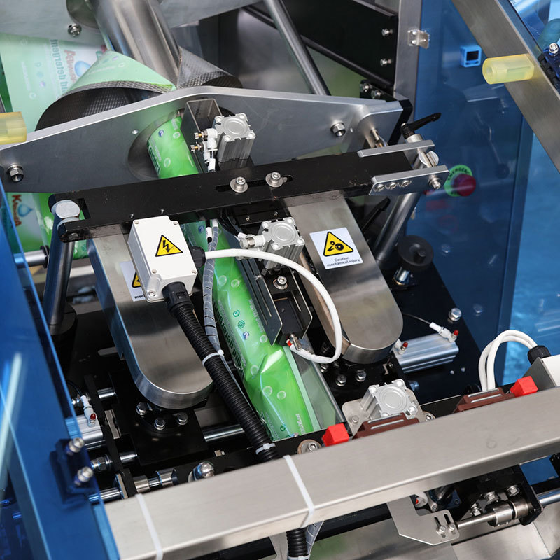 OKP-WP-MCQ series shatterproof design multiheads weighing and packing 2 in 1 machine