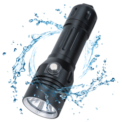 BORUiT 1500lm 20W Diving Flashlight