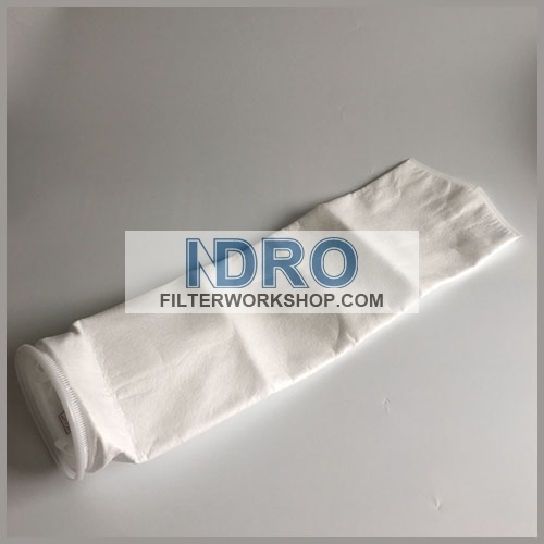 Sacs filtrants en feutre de 25 microns (µm) en polypropylène (PP)