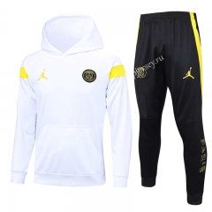 2023-2024 Jordan Paris SG White Thailand Soccer Tracksuit With Hat-815