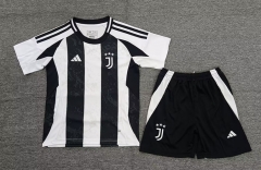 2024-2025 Juventus Home Black&White Soccer Uniform-2353