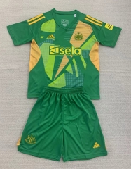 2024-2025 Newcastle United Goalkeeper Green Soccer Uniform-AY