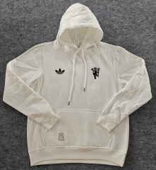 2024-2025 Manchester United White Thailand Soccer Tracksuit Top With Hat-CS