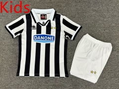 Retro Version 94-95  Juventus  Home Black&White  Kids/Youth Soccer Uniform-7809