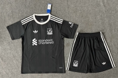 2025-2026 Liverpool Goalkeeper Black Soccer Uniform-6748