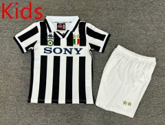 Retro Version 95-96  Juventus  Home Black&White  Kids/Youth Soccer Uniform-7809