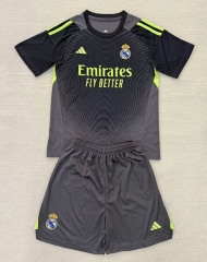 2025-2026 Real Madrid Goalkeeper Black  Soccer Uniform-AY