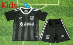2025-2026 Special Version Liverpool Goalkeeper Black  Kids/Youth Soccer Uniform-8679