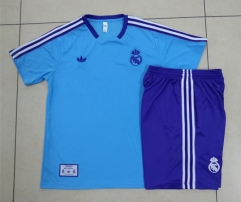 25-26 Retro Version Real Madrid Light Blue Thailand Short-sleeved Soccer Tracksuit-815