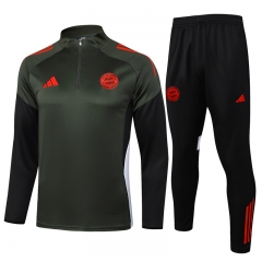 2025-2026  Bayern München Dark  Green Thailand Soccer Tracksuit-815