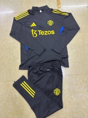 25-26 Manchester United Light Grey Thailand Soccer Tracksuit-411
