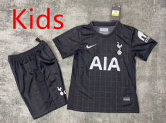 2025-26 Tottenham Hotspur Away Black (with chest advertisement) Kids/Youth Soccer Uniform-2483