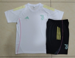 2025-26 Juventus White Thailand Soccer Short-sleeve Tracksuit Uniform-815