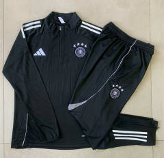 (Four Stars) 25-26 Germany Black Thailand Soccer Tracksuit-815