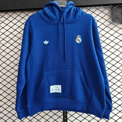 Retro Version Real Madrid Blue Embroidered Thailand Soccer Tracksuit Top With Hat-LH