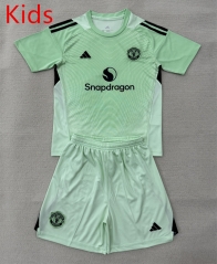 2025-2026 Manchester United Goalkeeper Light Green Kids/Youth Soccer Uniform-AY