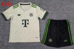 25-26 Beer version Bayern München Beige Kids/Youth Soccer Uniform