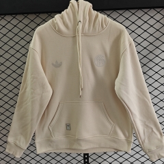 Player Version 25-26 Bayern München Beige Thailand Soccer Tracksuit Top With Hat-LH