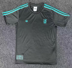 (S-4XL) 25-26 Retro Version Liverpool Black Thailand Soccer Jersey AAA-2483