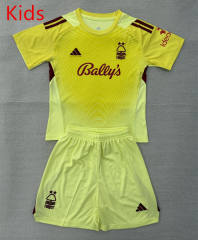 25-26 Nottingham Forest Goalkeeper Yellow Soccer Uniform-AY
