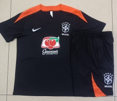 25-26 Brazil Black Short-sleeve Thailand Soccer Tracksuit-815