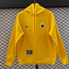 (S-3XL) Retro Embroidered Version Newcastle United Yellow Thailand Soccer Tracksuit Top With Hat-CS