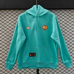 (S-3XL) Retro Embroidered Version Manchester United Laker Green Thailand Soccer Tracksuit Top With Hat-CS