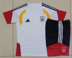 26-27 Germany White Short-Sleeved Thailand Soccer Tracksuit-815