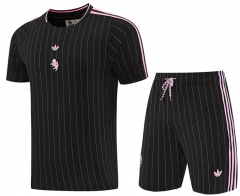 25-26 Juventus Black Thailand Soccer Short-sleeve Tracksuit Uniform-LH