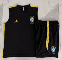 26-27 Brazil Black Thailand Soccer Vest Tracksuit-815