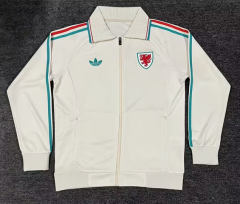 26-27 Wales White Thailand Soccer Jacket-5303