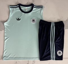 26-27 Germany Light Green Thailand Soccer Vest Tracksuit-815