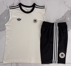 26-27 Germany Beige Thailand Soccer Vest Tracksuit-815
