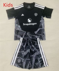 26-27 Manchester UnitedGoalkeeper Black Kids/Youth Soccer Uniform-AY