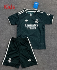 26-27 Real Madrid Away Green Kids/Youth Soccer Uniform-4247