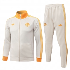 26-27 Bayern München Beige Soccer Jacket Uniform-815