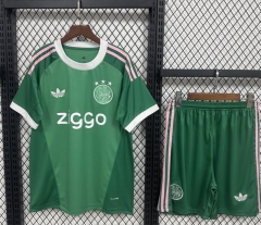 26-27 Ajax Goalkeeper Green Soccer Uniform-4108